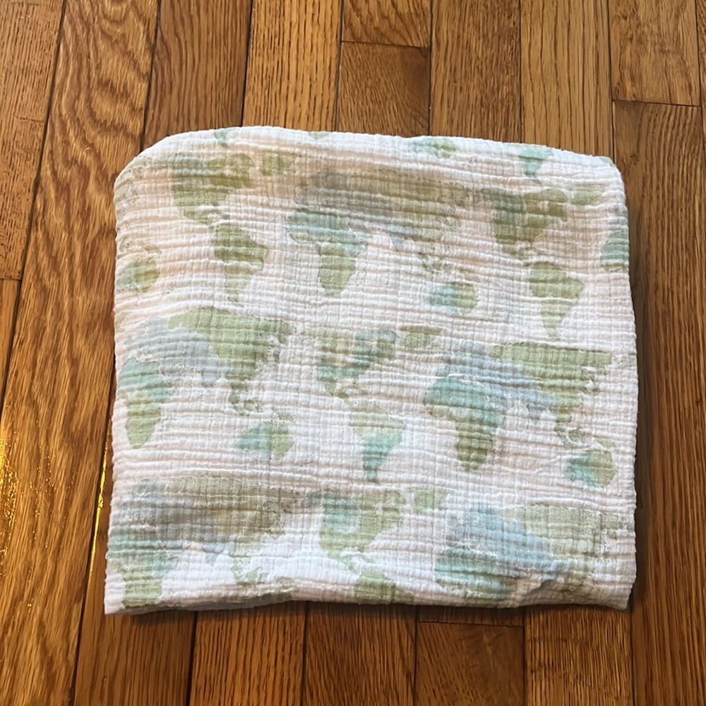 Aden & Anais Cotton Baby Blanket Swaddle Cozy Easth World Globe Green Nursery